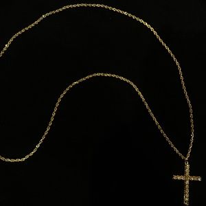 30” 10k rope chain w/14k cross with 16 1/4 carat diamonds